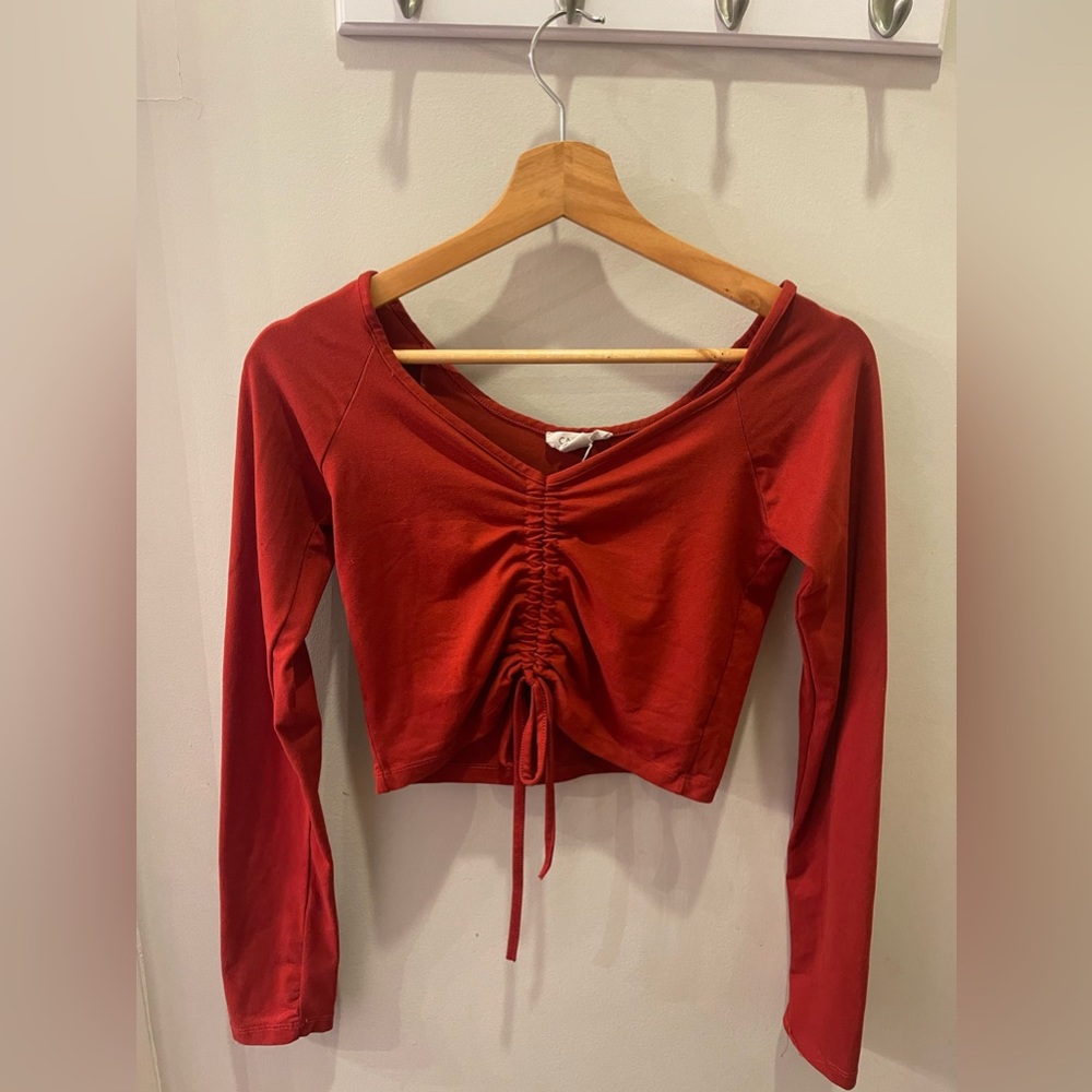 Red cinched tie long sleeve